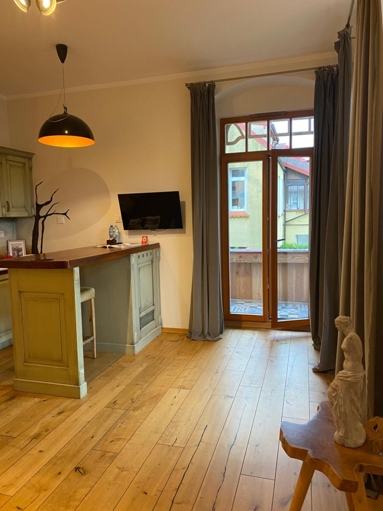 Dali Aparthotel Košalín Exteriér fotografie