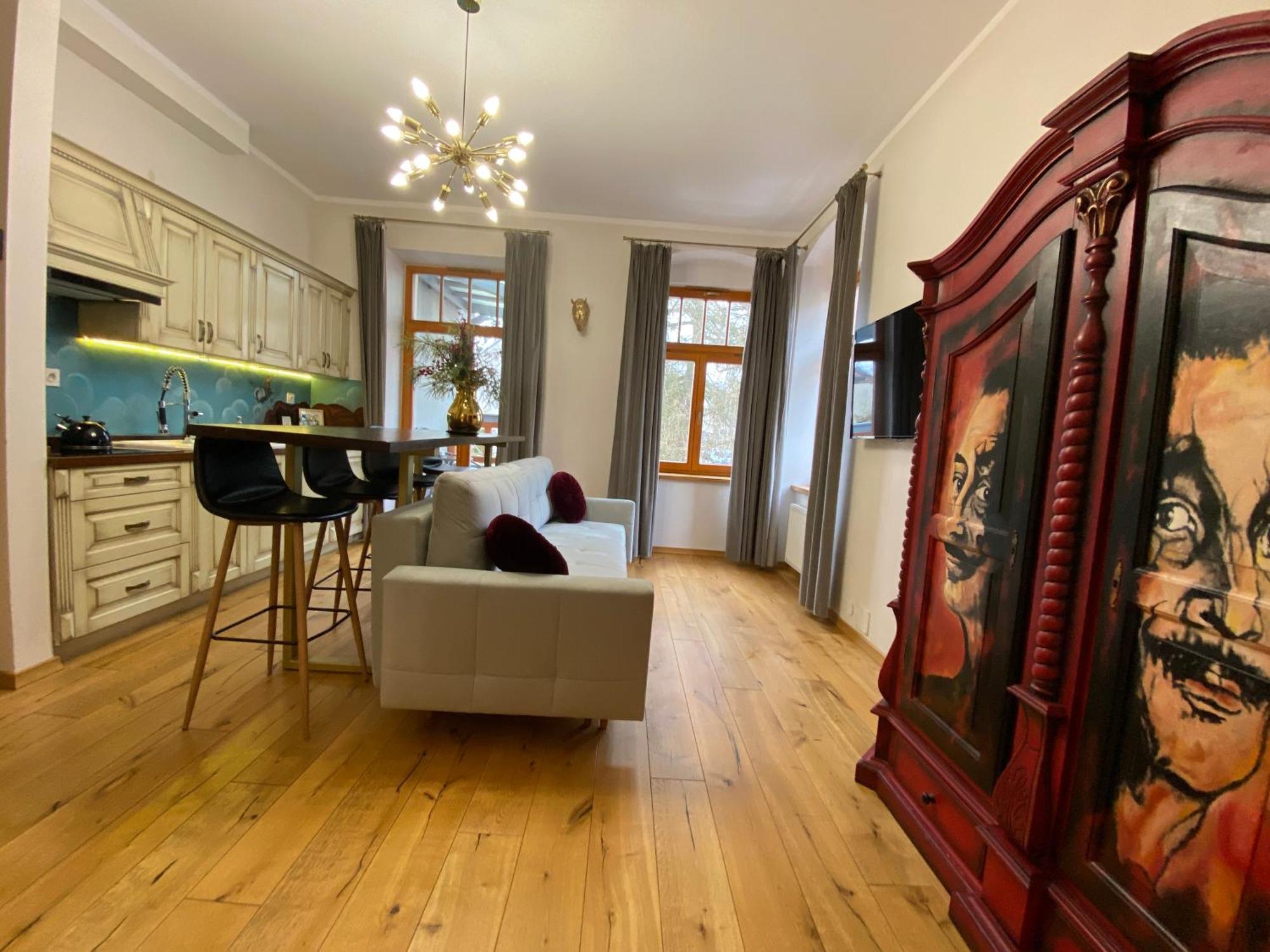Dali Aparthotel Košalín Exteriér fotografie