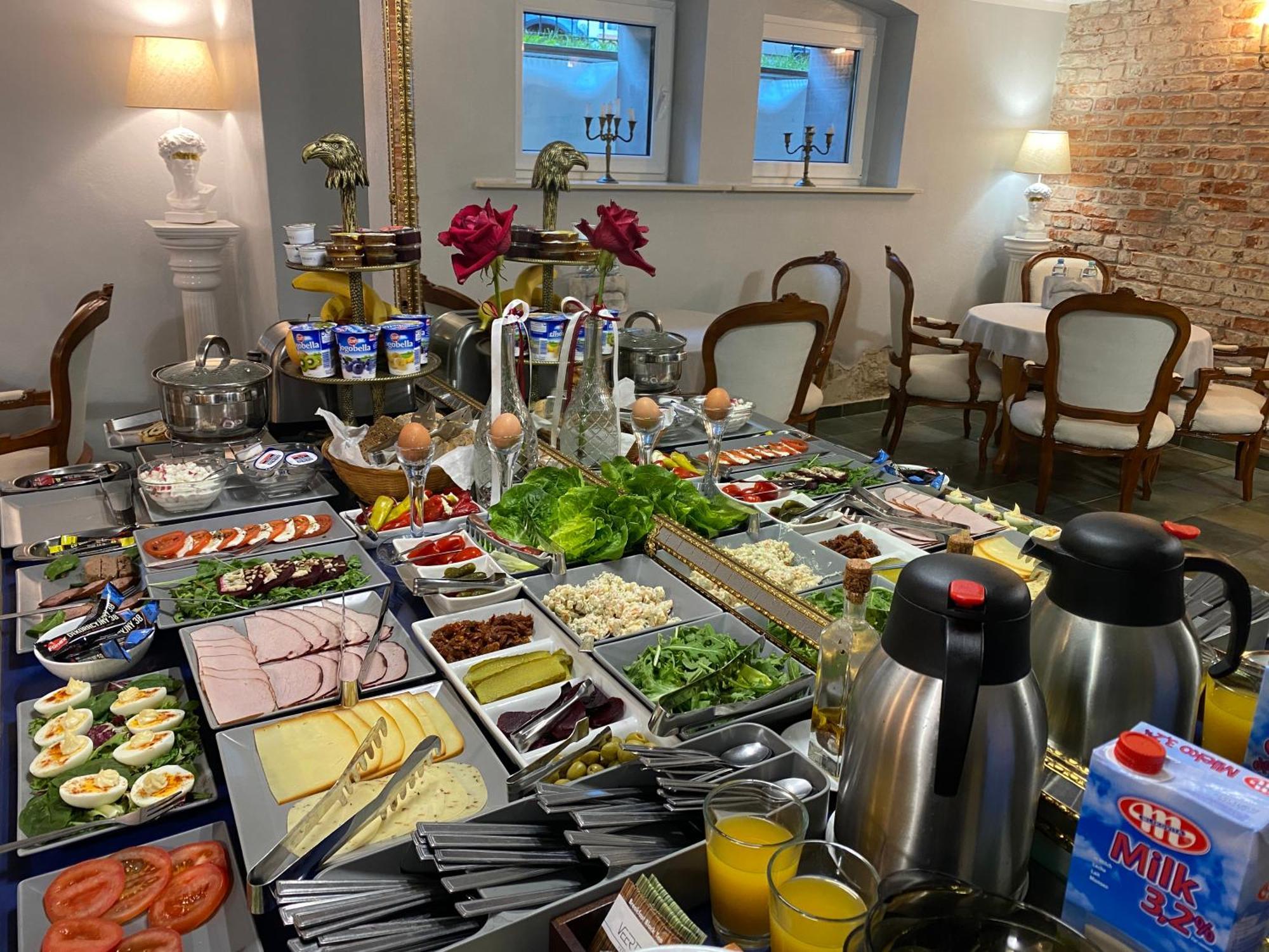 Dali Aparthotel Košalín Exteriér fotografie